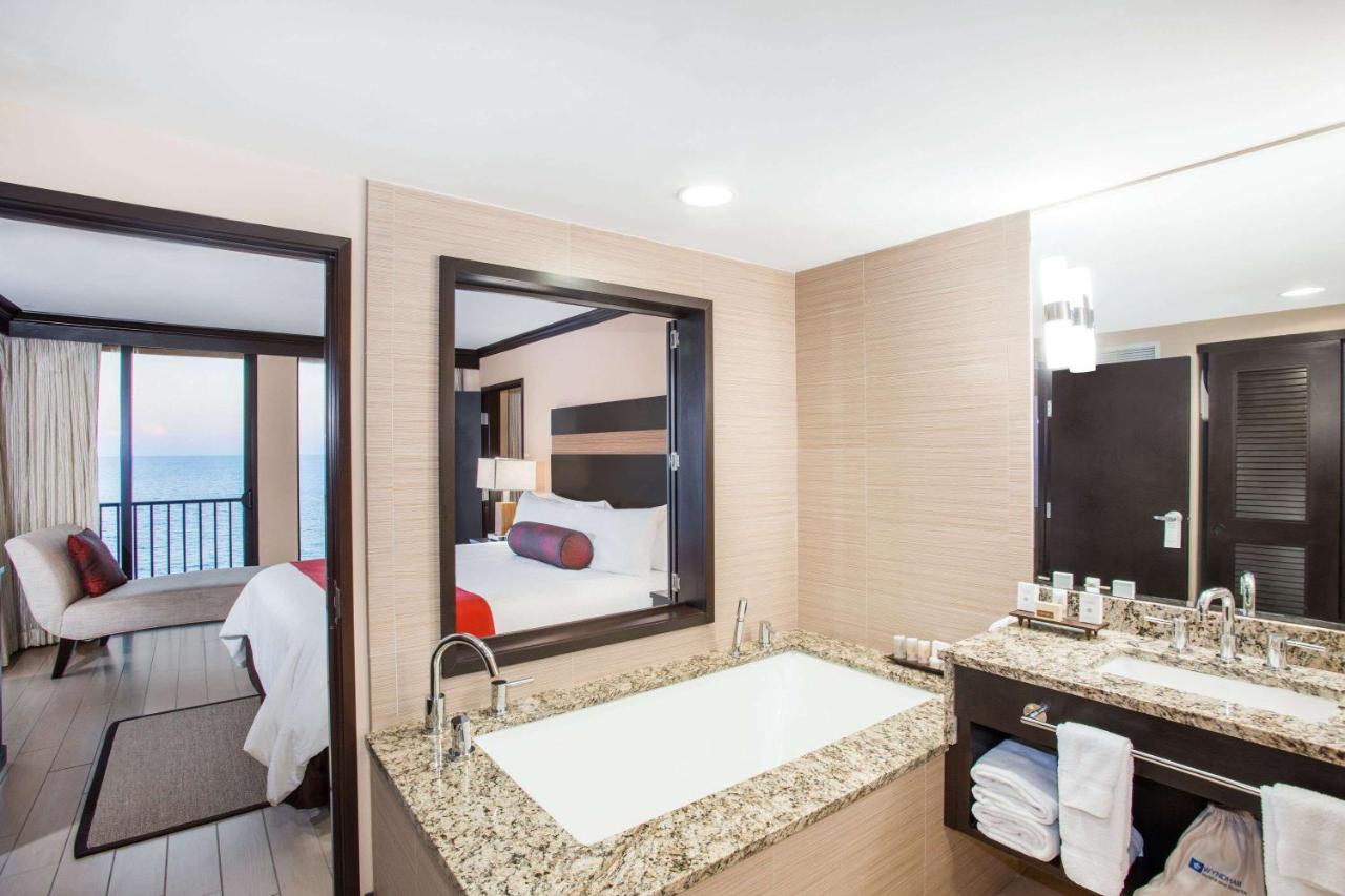 Wyndham Deerfield Beach Resort