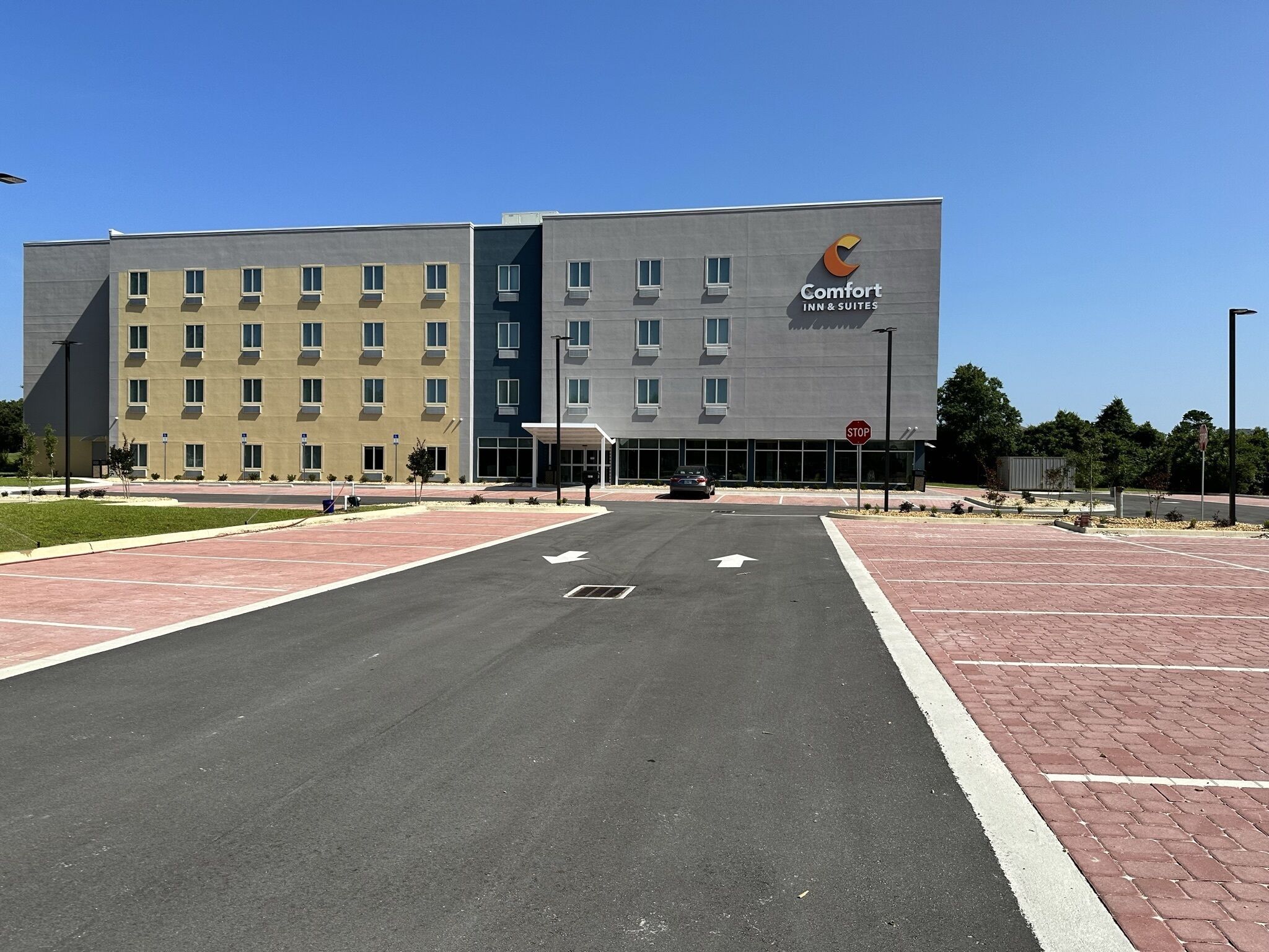 Comfort Inn & Suites