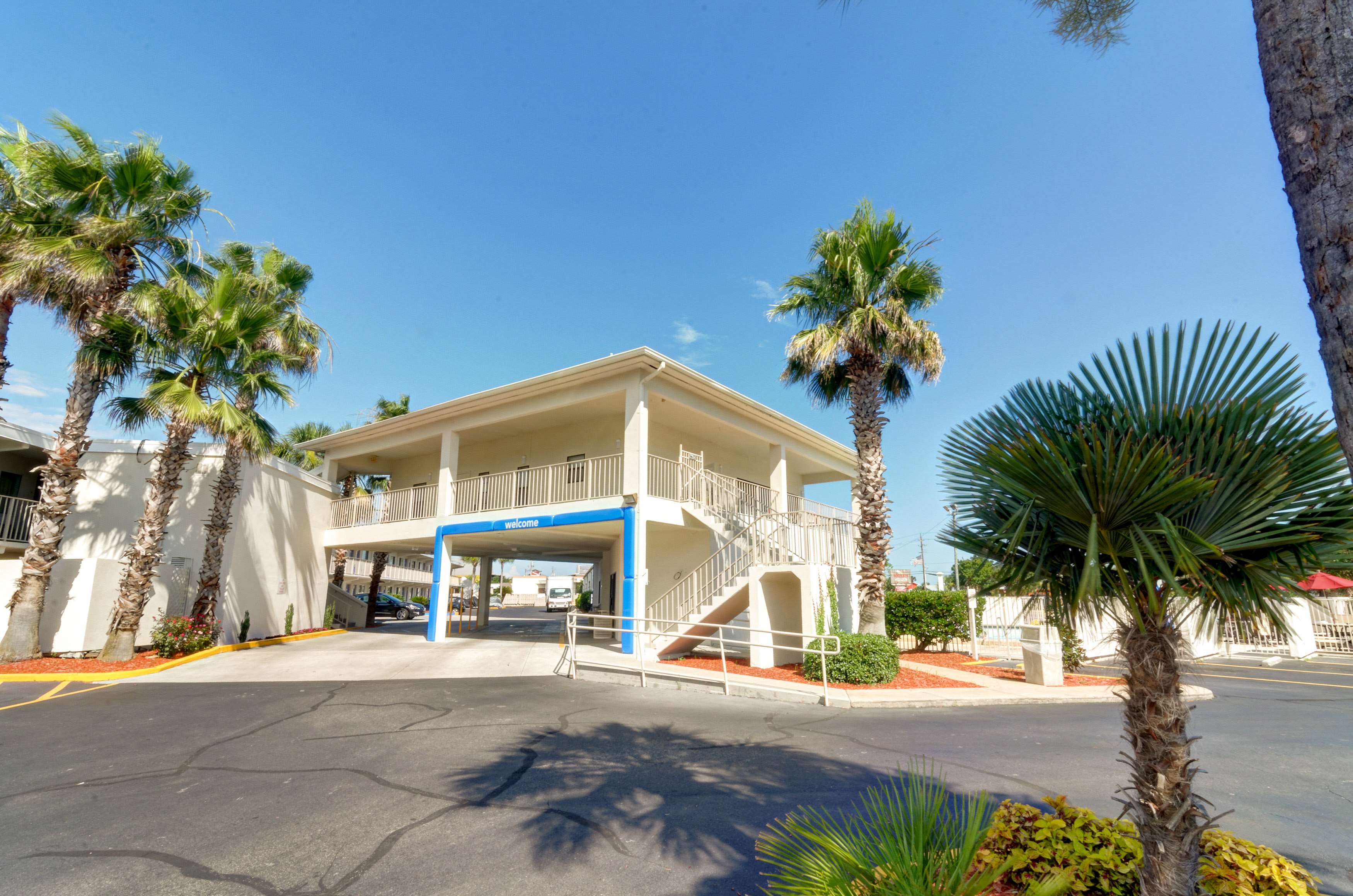 Motel 6 Destin