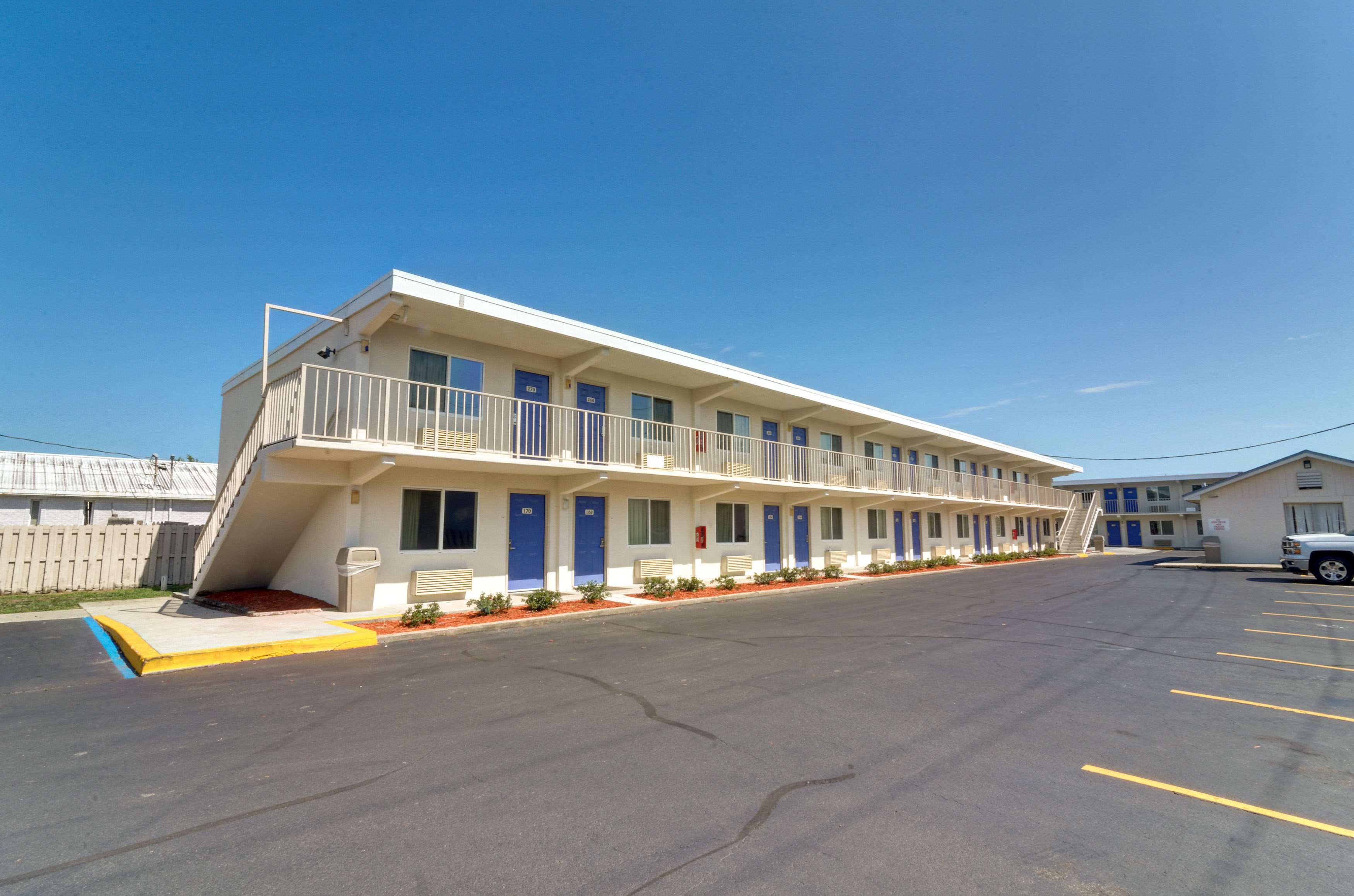 Motel 6 Destin