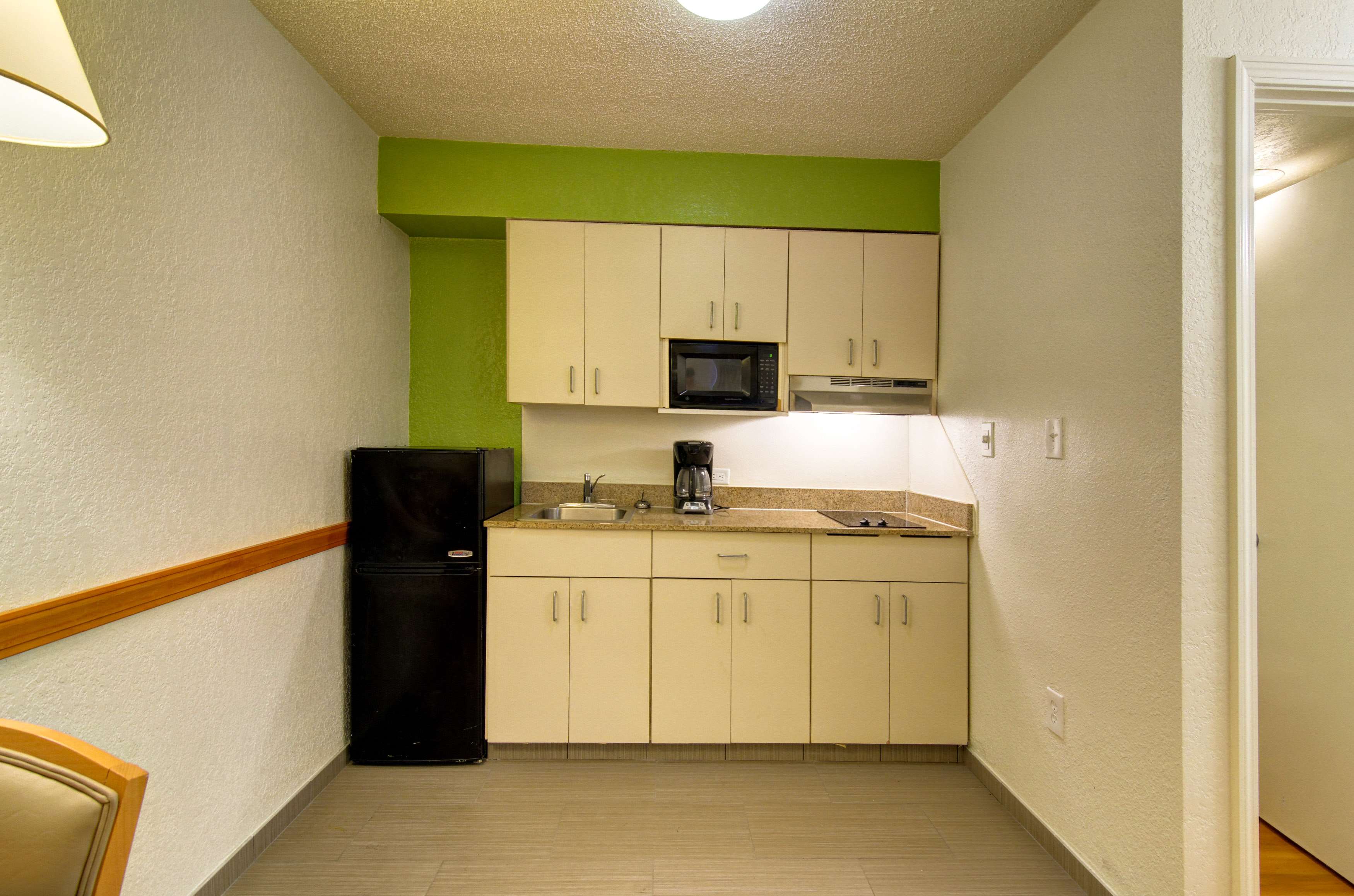 Motel 6 Destin