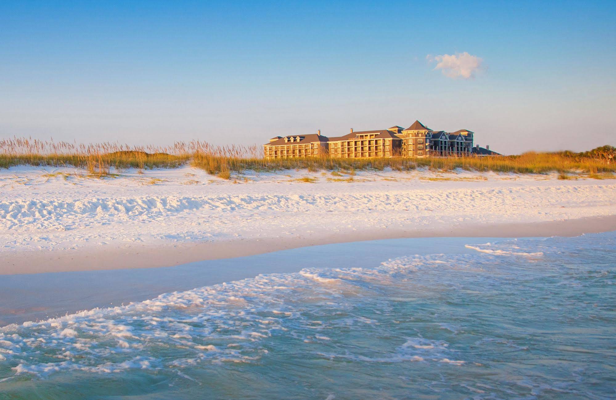The Henderson a Salamander Beach Spa & Resort