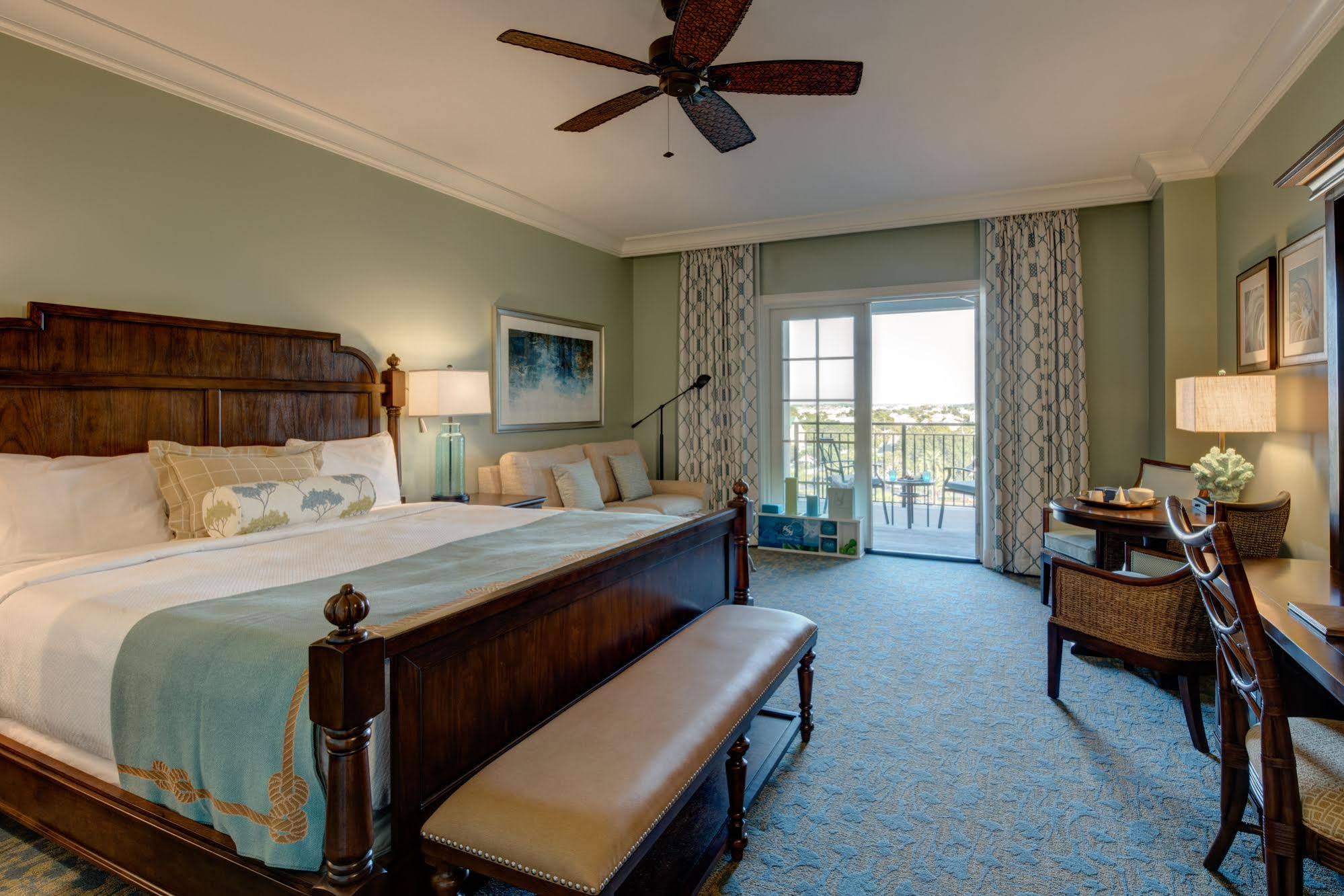 The Henderson a Salamander Beach Spa & Resort