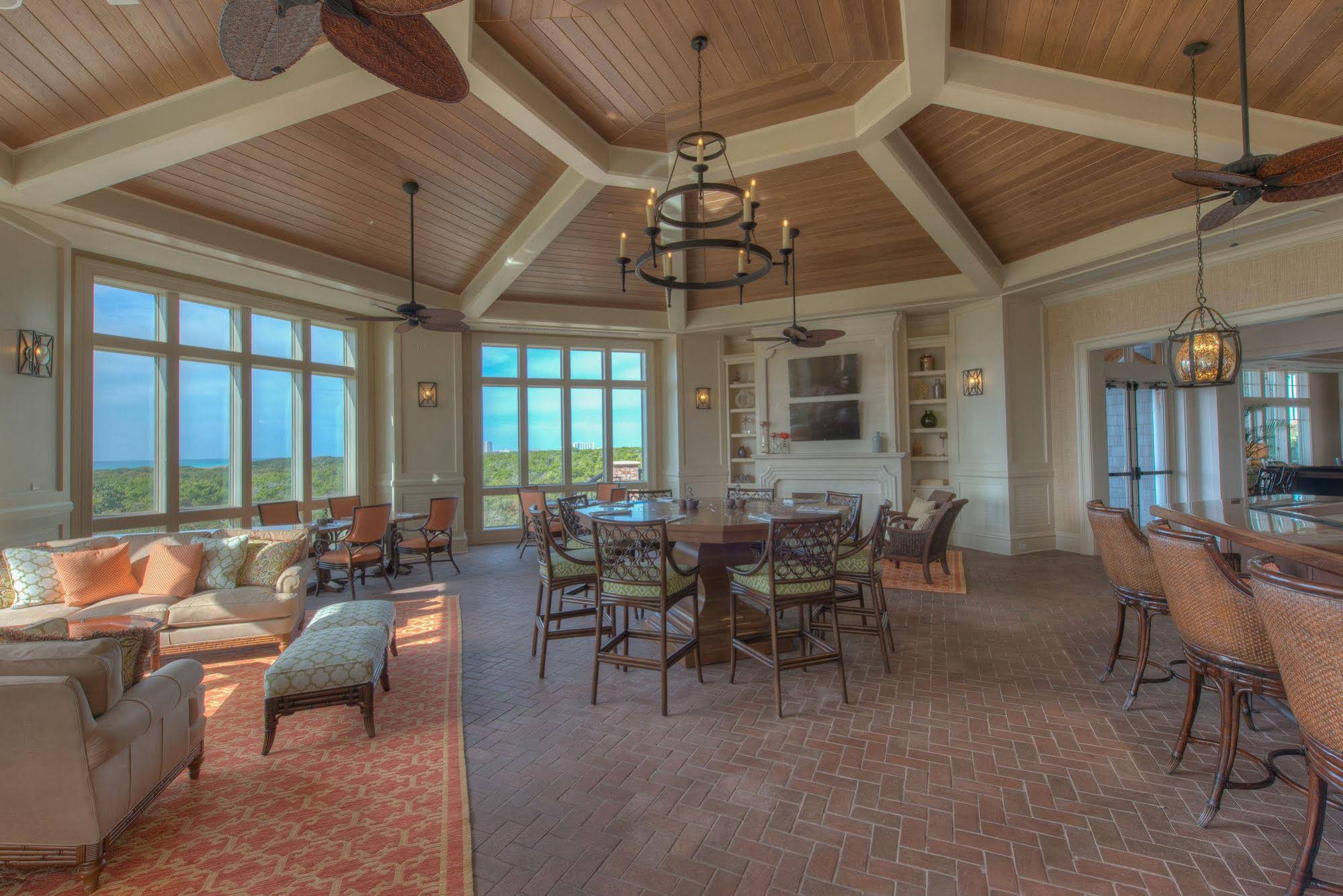 The Henderson a Salamander Beach Spa & Resort