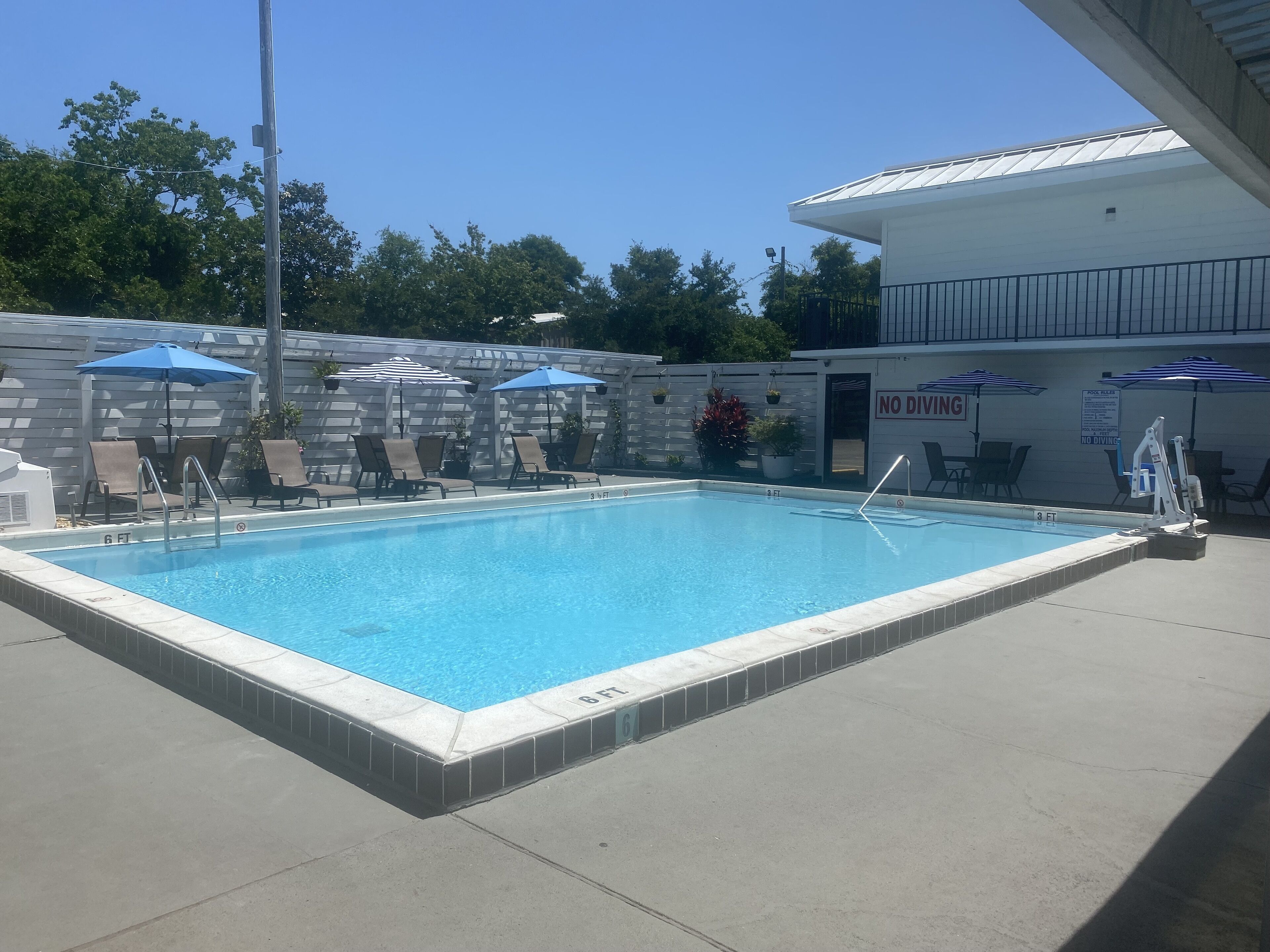 Village Inn Hotel