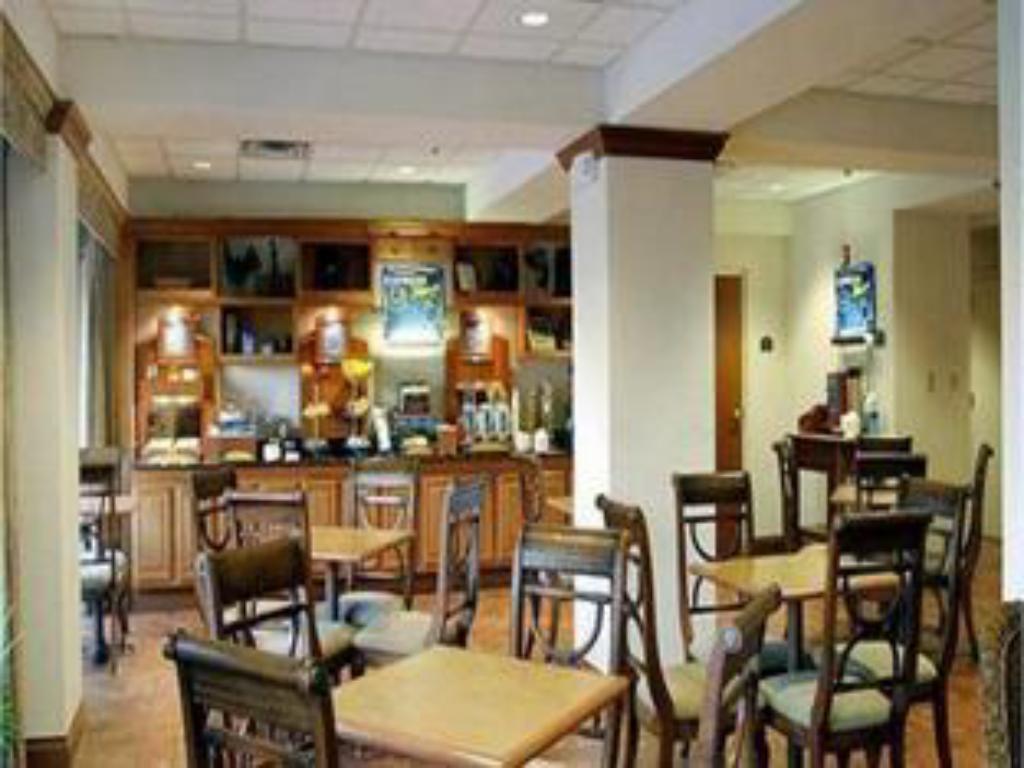 Holiday Inn Express & Suites Clearwater North - Dunedin