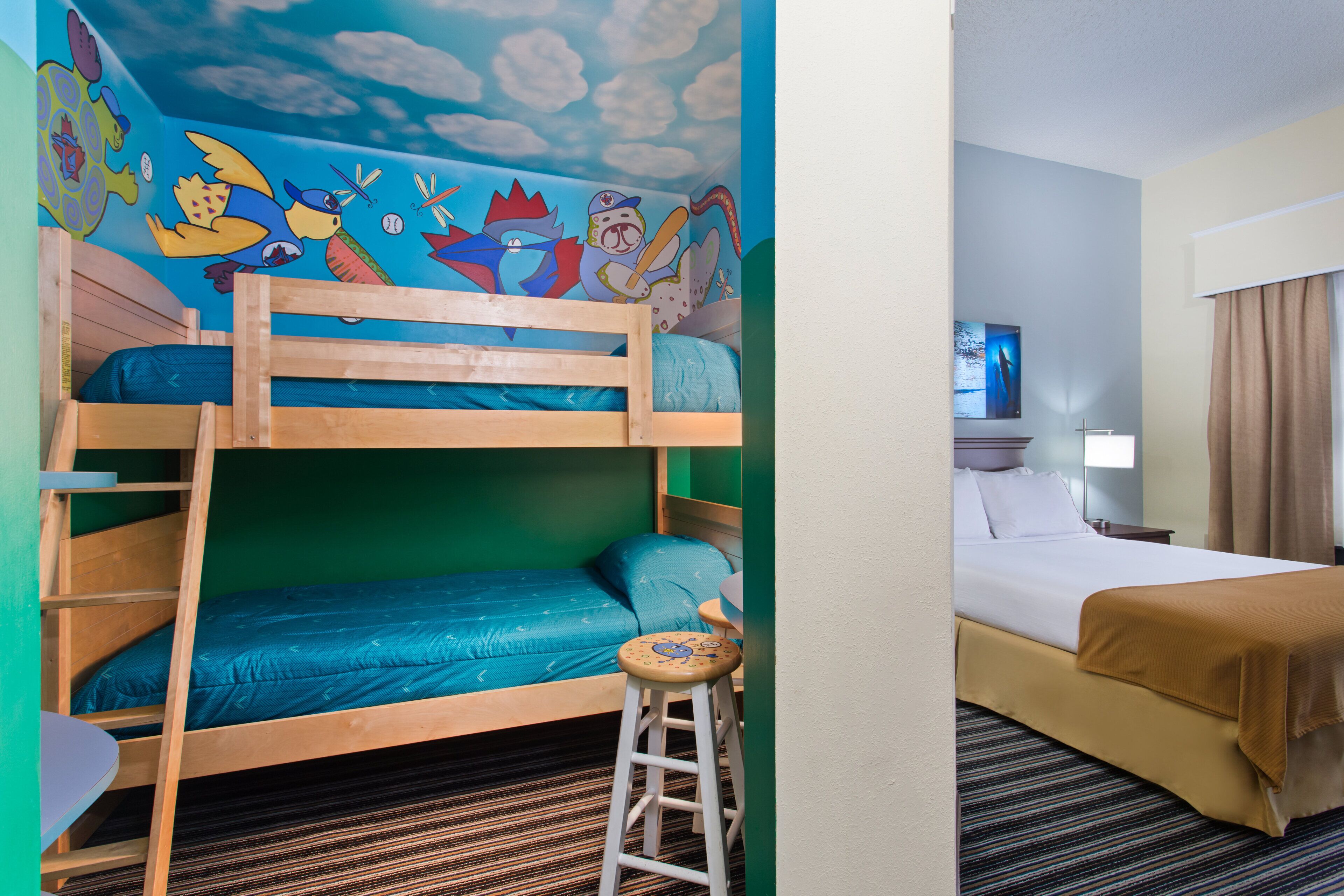 Holiday Inn Express & Suites Clearwater North - Dunedin
