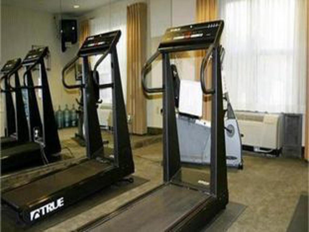 Holiday Inn Express & Suites Clearwater North - Dunedin