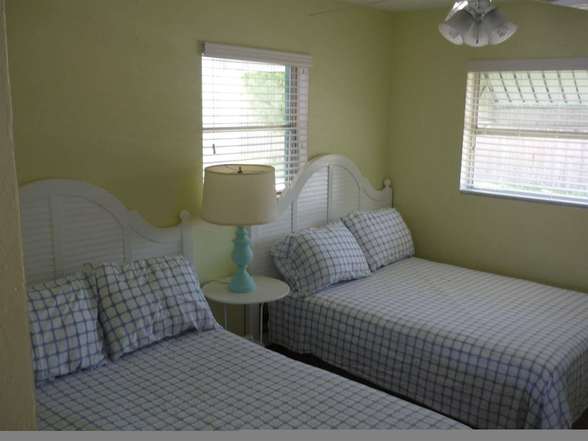 Palm Court Motel
