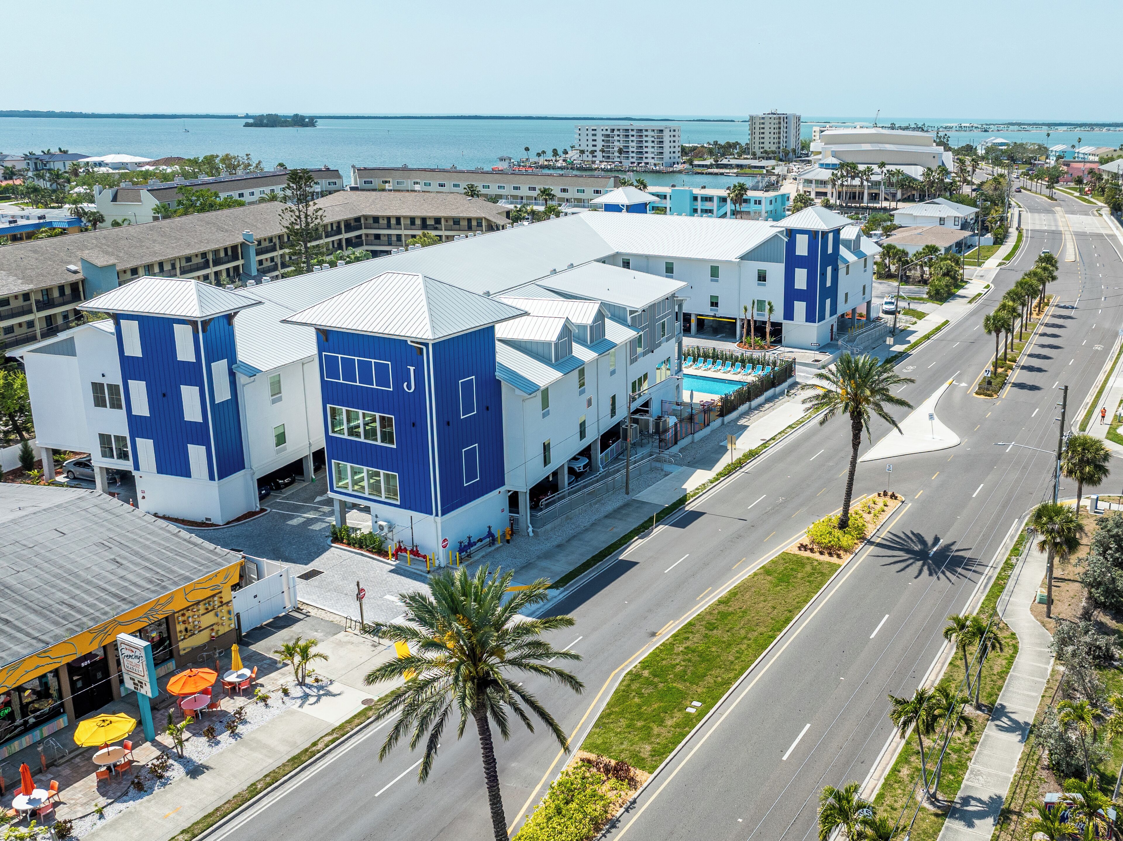 The J Hotel Dunedin Clearwater, an Ascend Collection Hotel