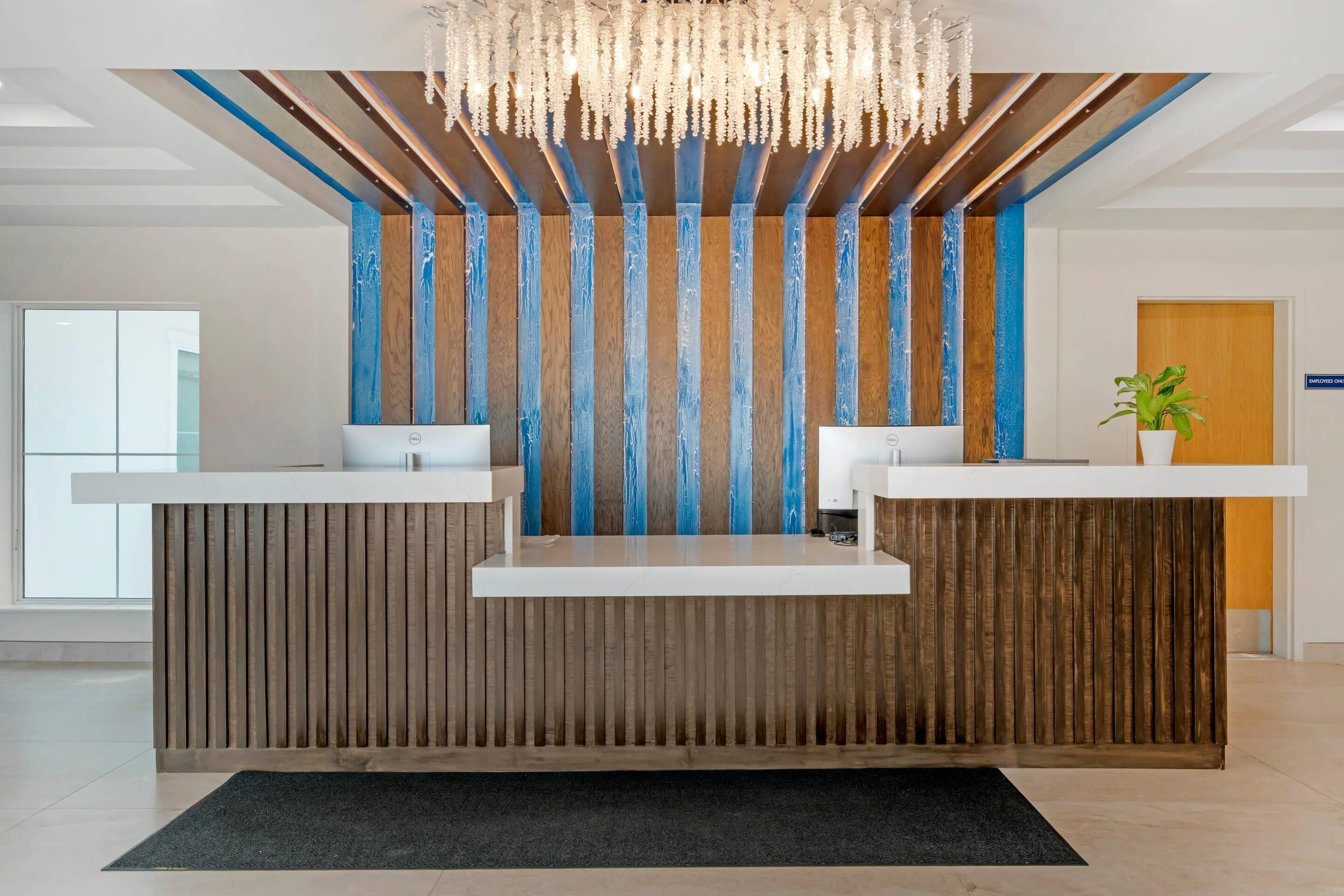 The J Hotel Dunedin Clearwater, an Ascend Collection Hotel