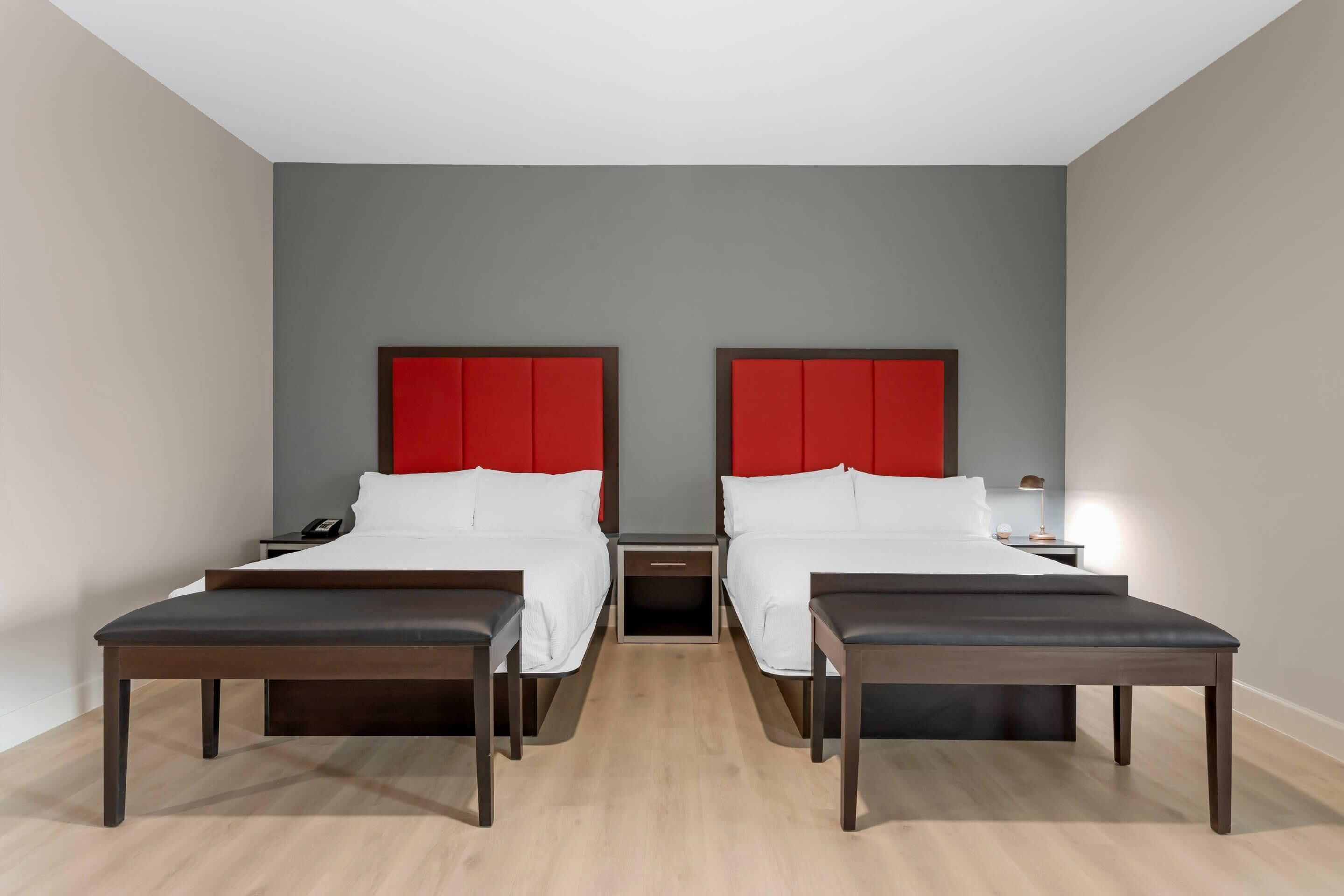 The J Hotel Dunedin Clearwater, an Ascend Collection Hotel