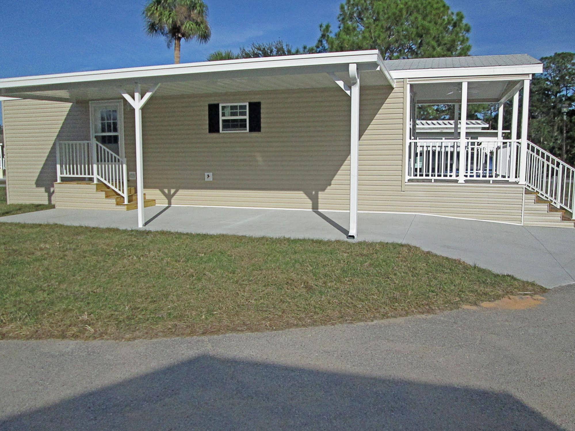 Southern Palms RV Resort