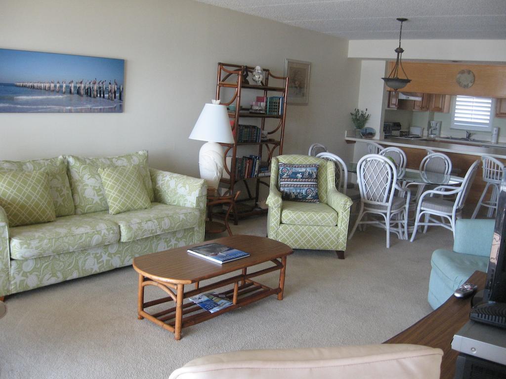 Amelia South Condominiums