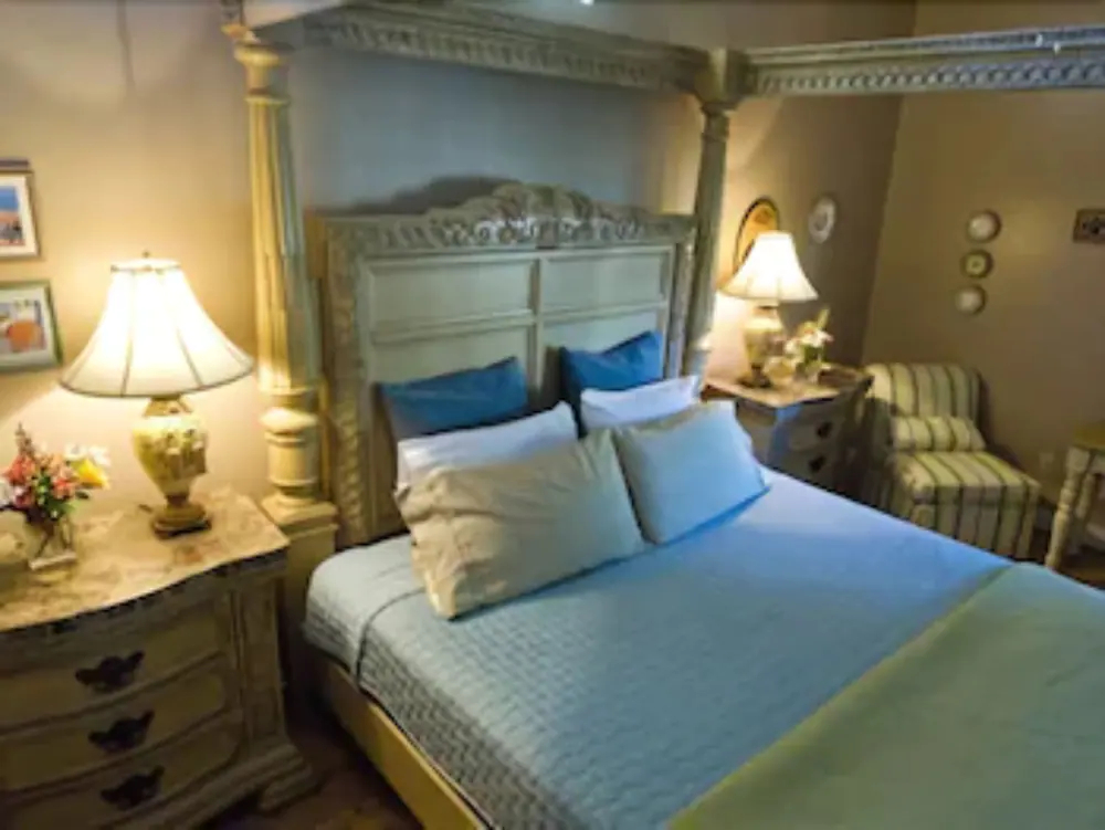 Florida House Inn
