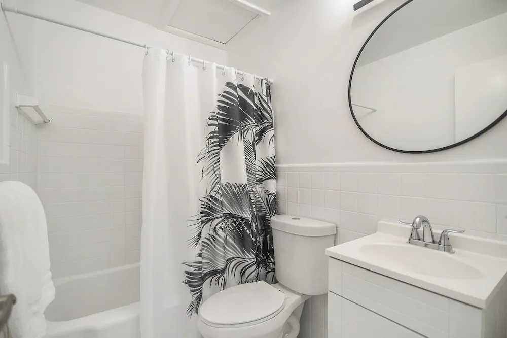 Alani Bay Luxury Condos