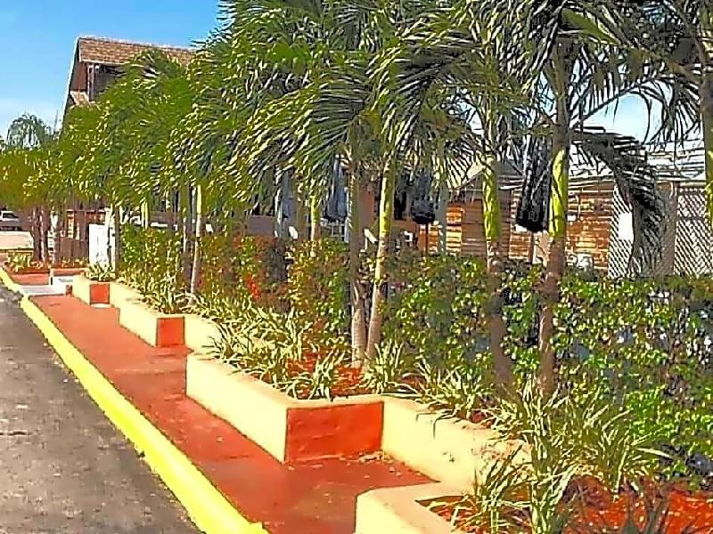 America's Best Inn & Suites - Ft. Lauderdale North