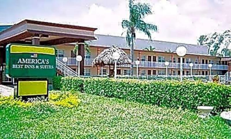 America's Best Inn & Suites - Ft. Lauderdale North