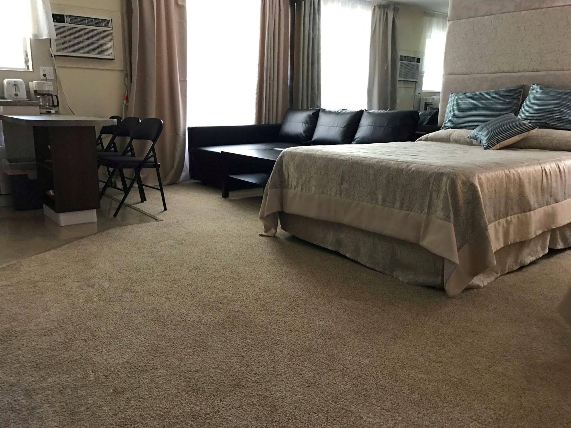 Blarney Castle Motel
