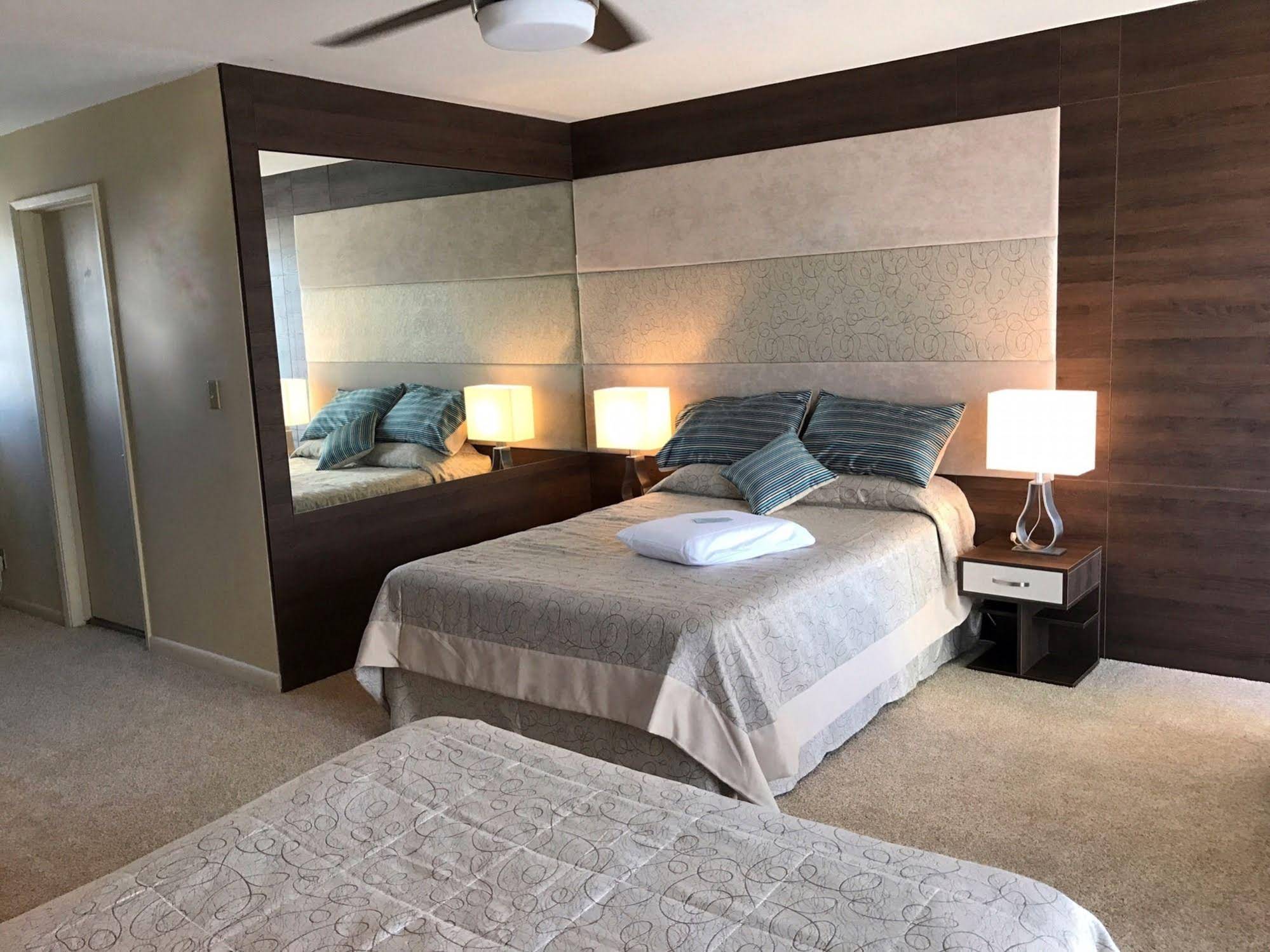 Blarney Castle Motel