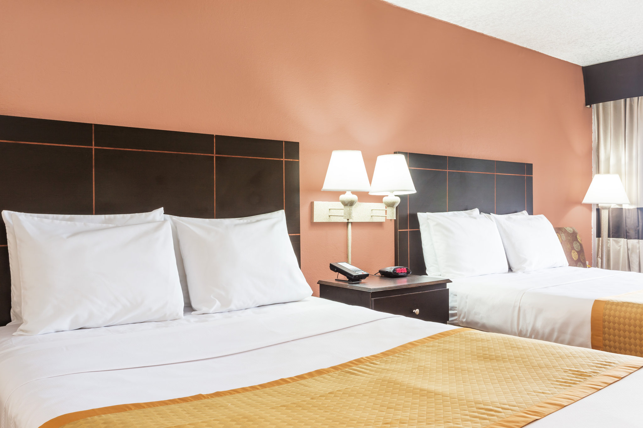 Days Inn by Wyndham Fort Lauderdale-Oakland Park Airport N