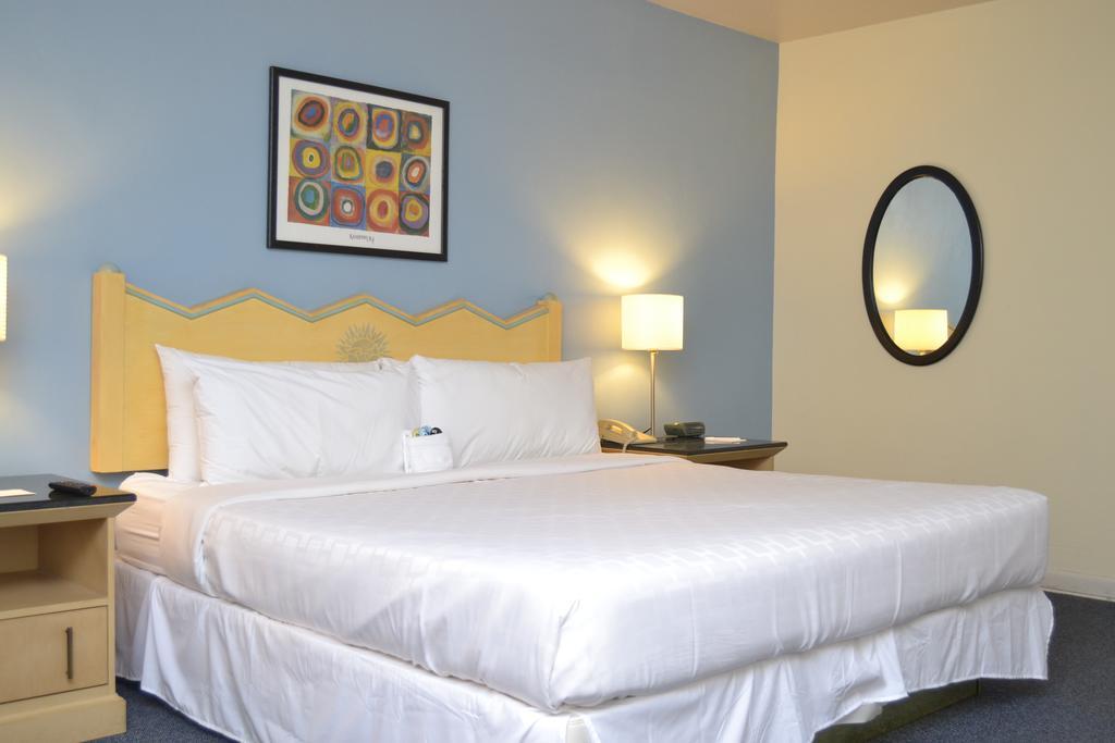 Elysium Resort