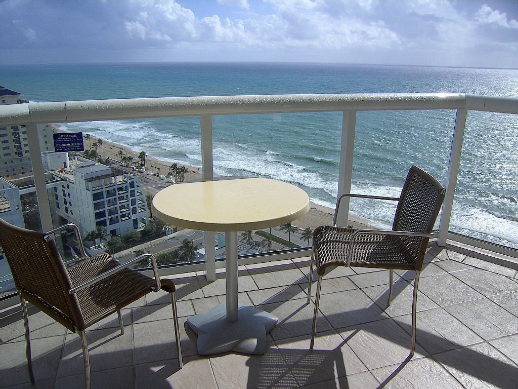Fort Lauderdale Beach Resort Condo Hotel