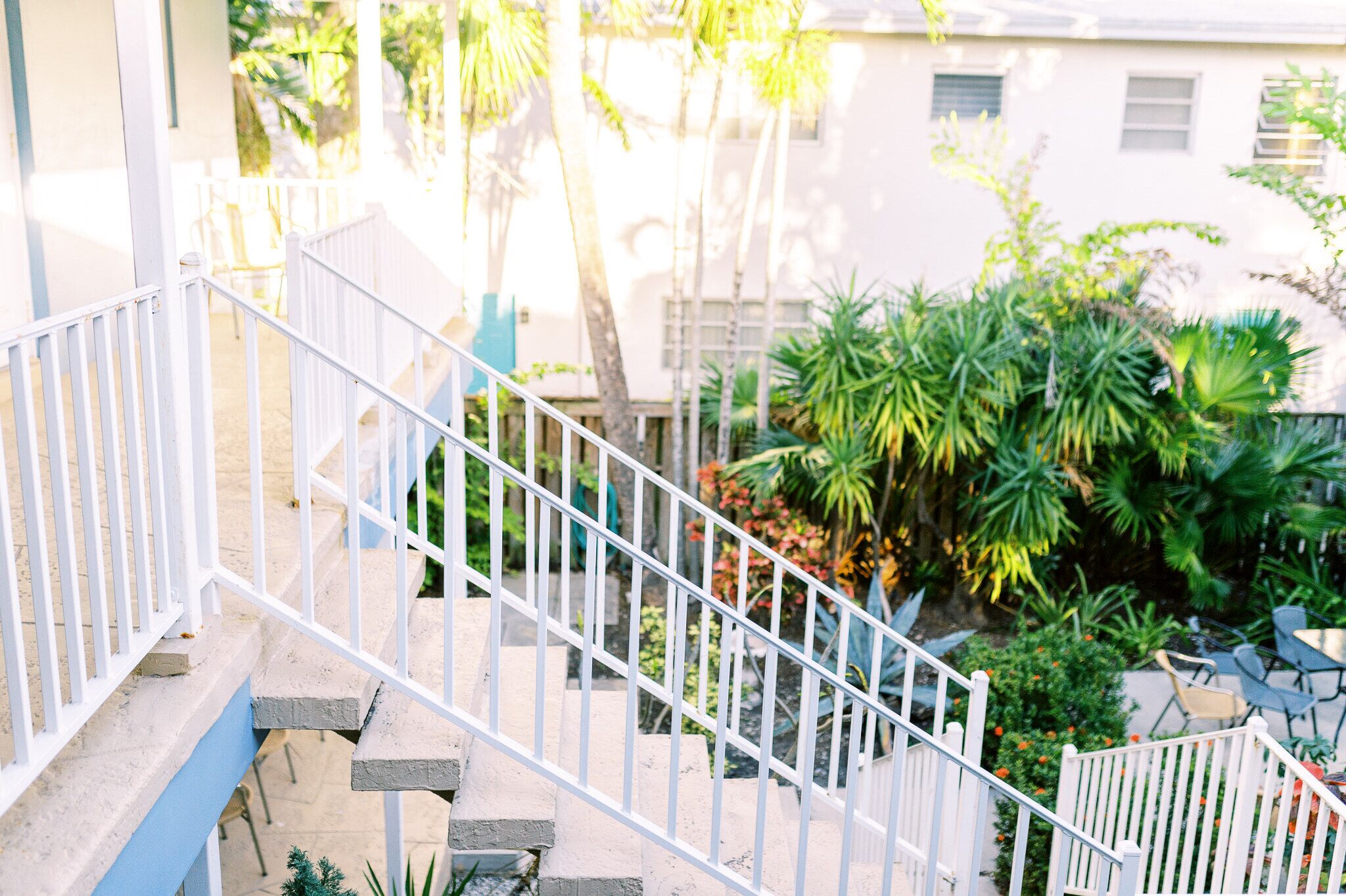 Galleria Apartments by Lowkl