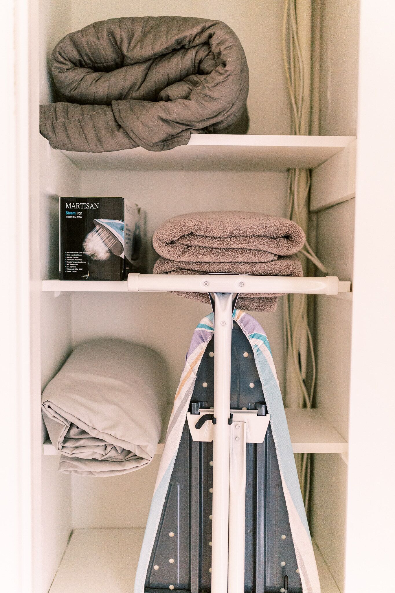 Galleria Apartments by Lowkl