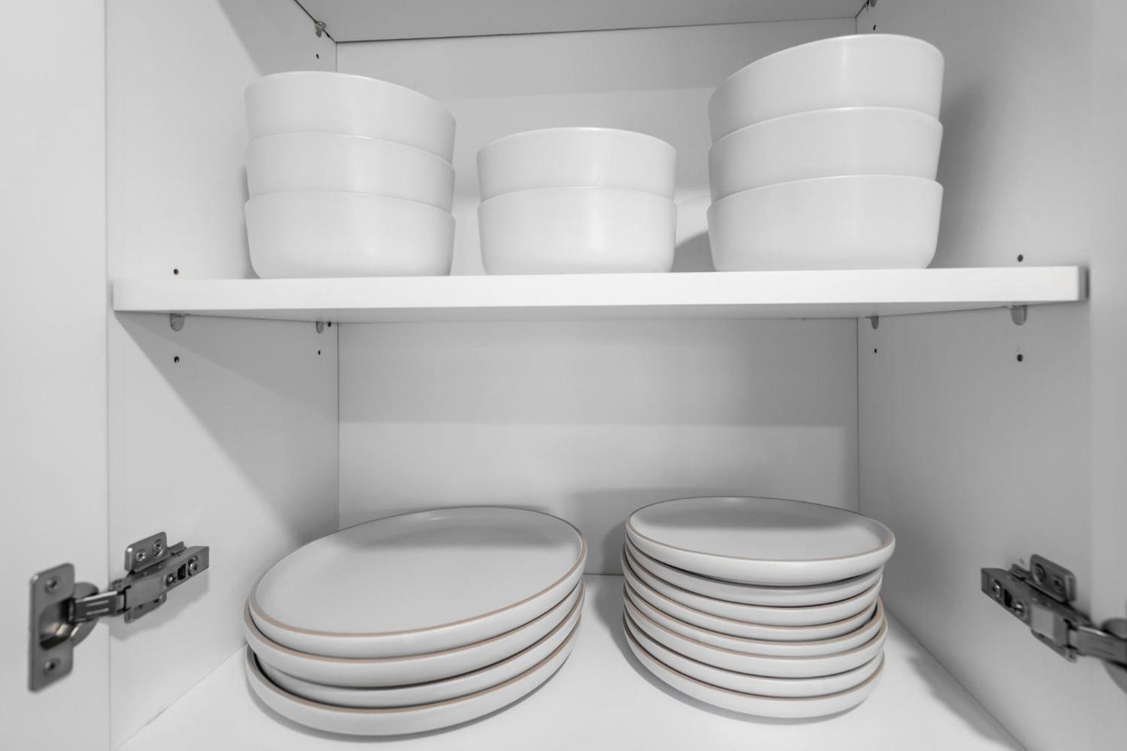 Galleria Apartments by Lowkl