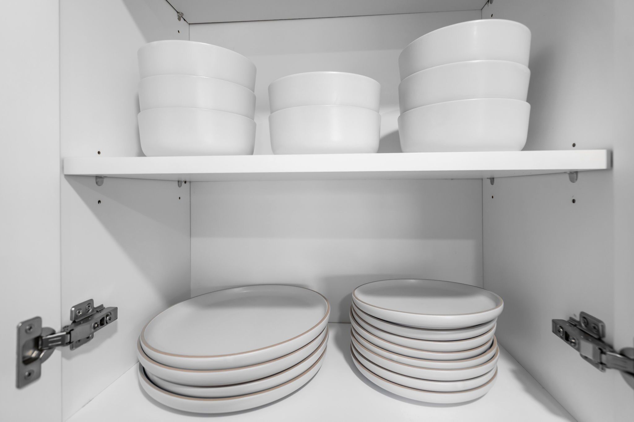 Galleria Apartments by Lowkl