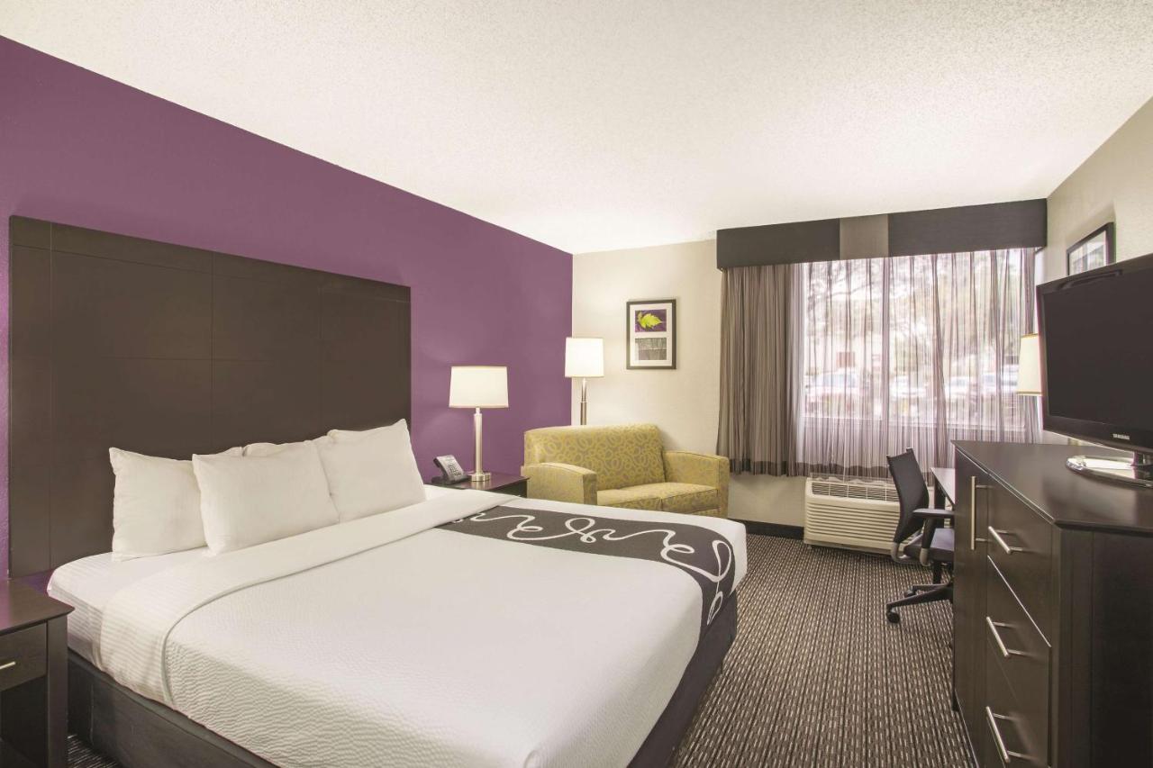 La Quinta Inn & Suites by Wyndham Fort Lauderdale Tamarac