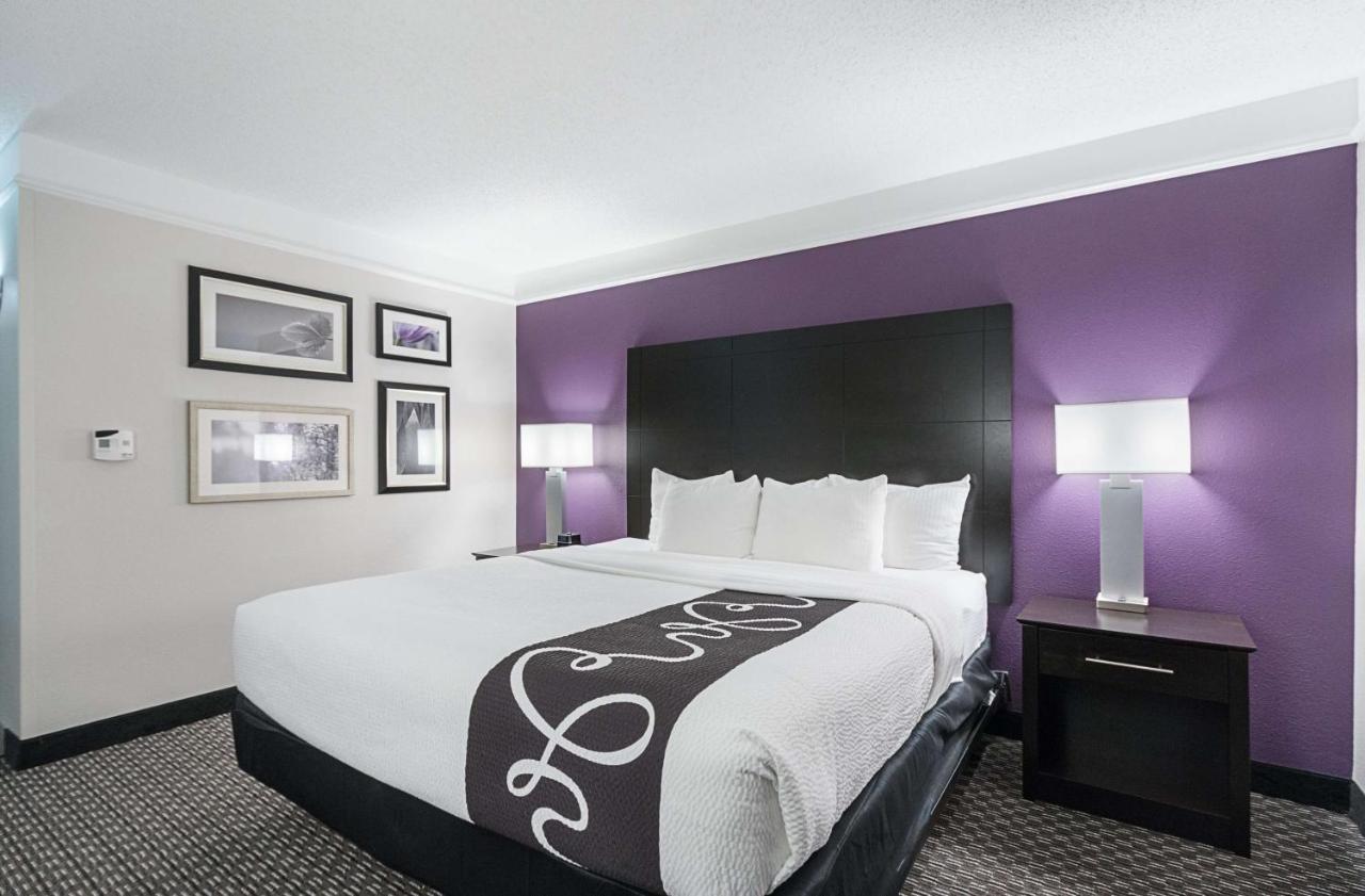 La Quinta Inn & Suites by Wyndham Fort Lauderdale Tamarac