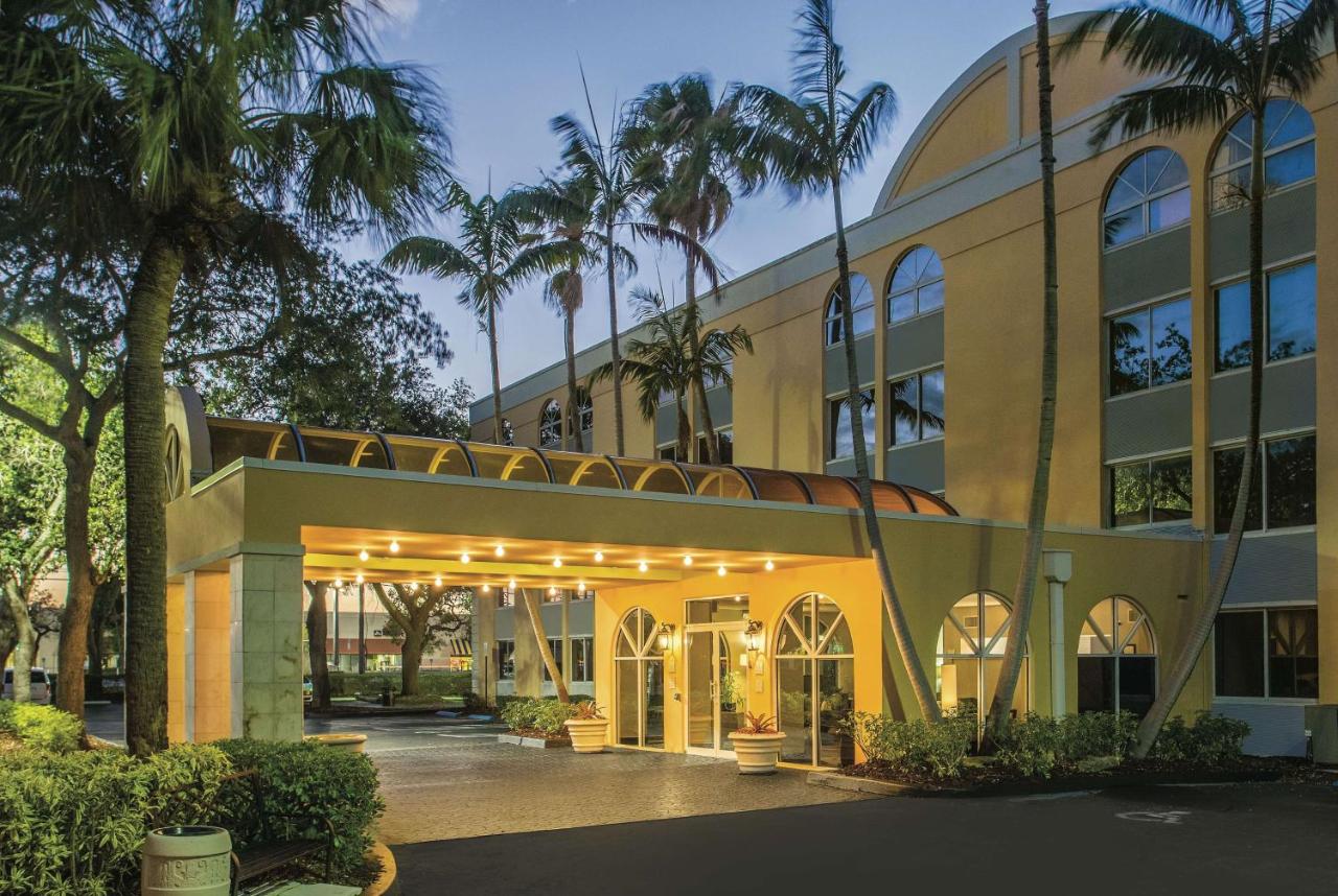 La Quinta Inn & Suites by Wyndham Fort Lauderdale Tamarac