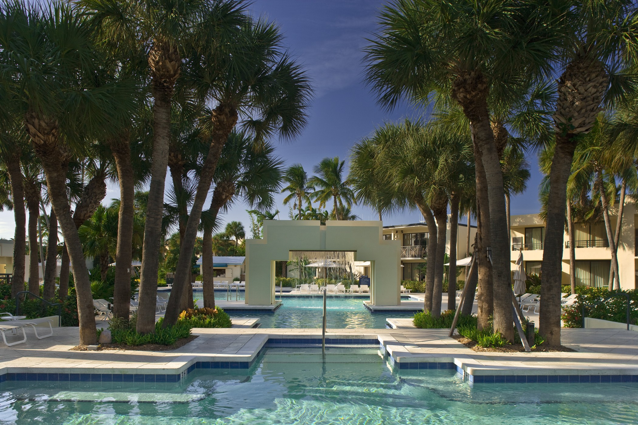 Pier Sixty-Six Hotel & Marina
