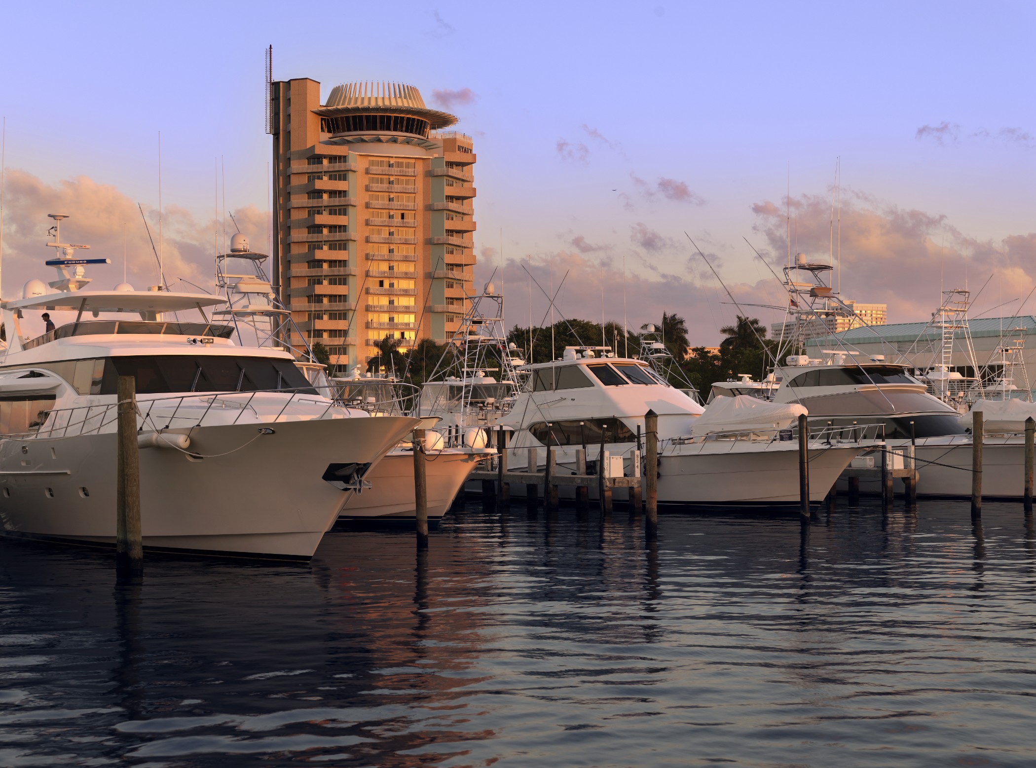 Pier Sixty-Six Hotel & Marina