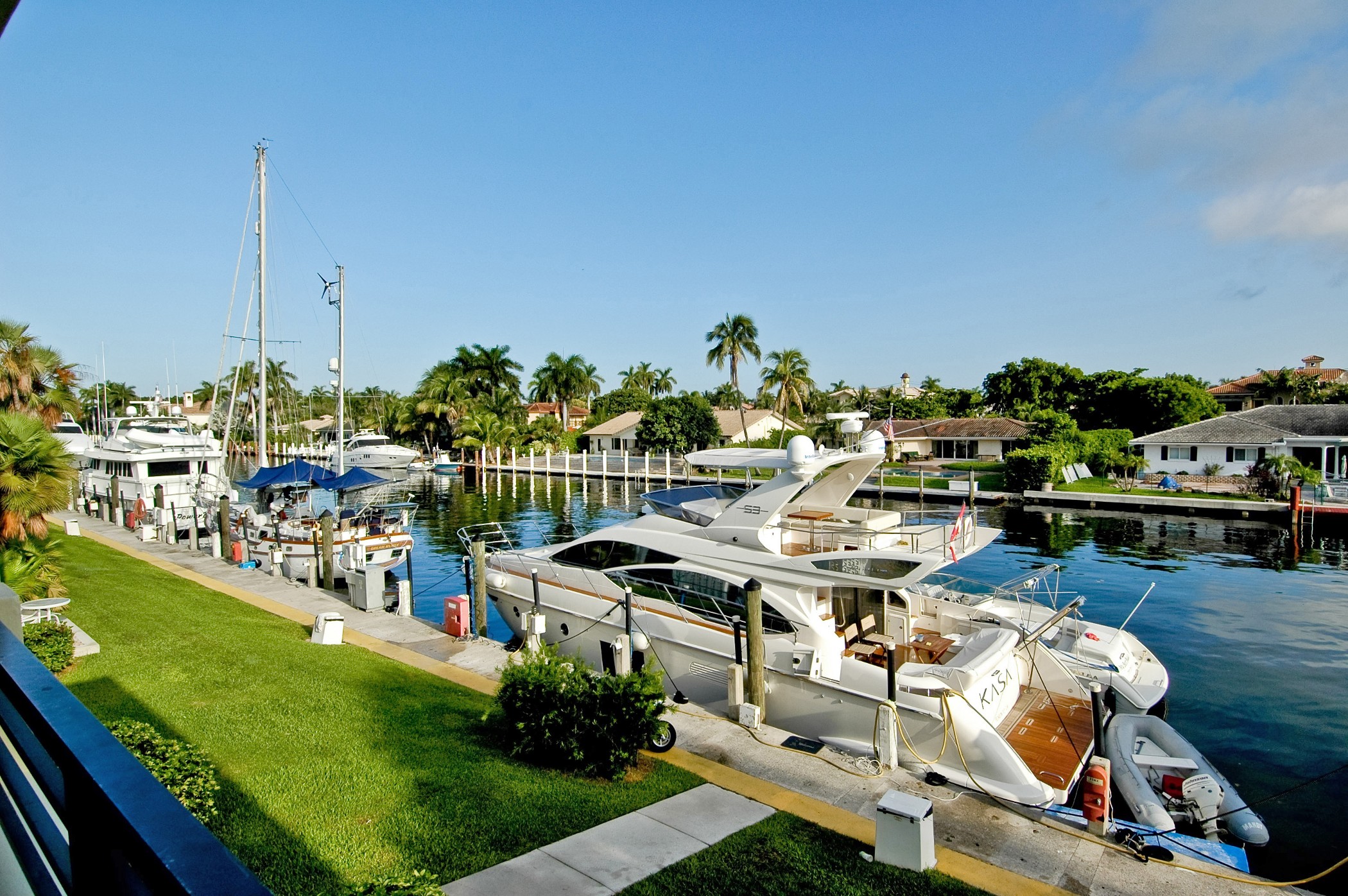 Pier Sixty-Six Hotel & Marina