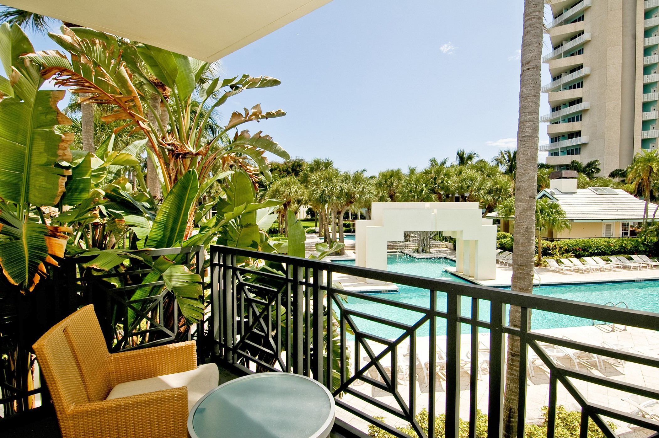 Pier Sixty-Six Hotel & Marina