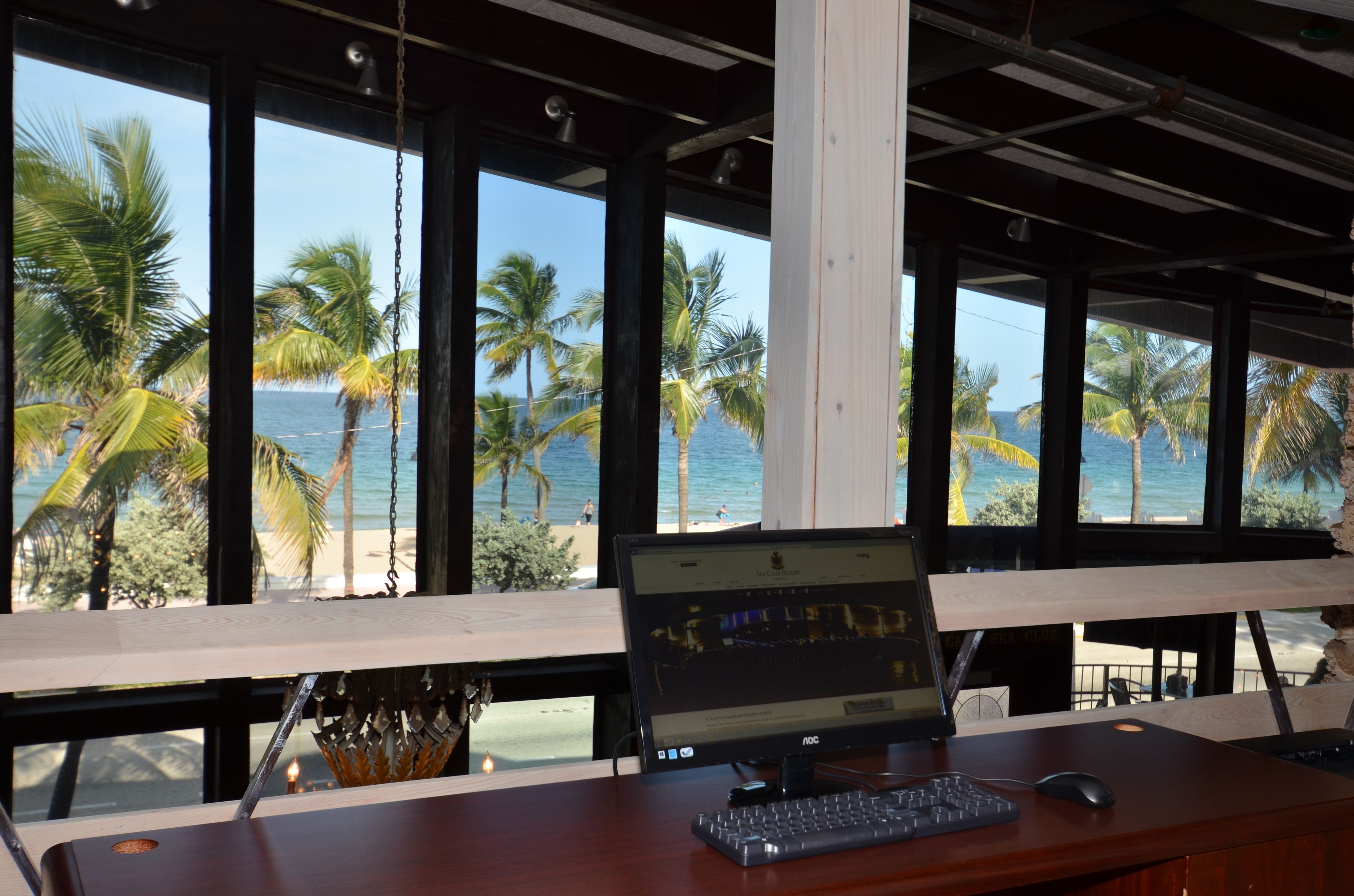 Sea Club Resort