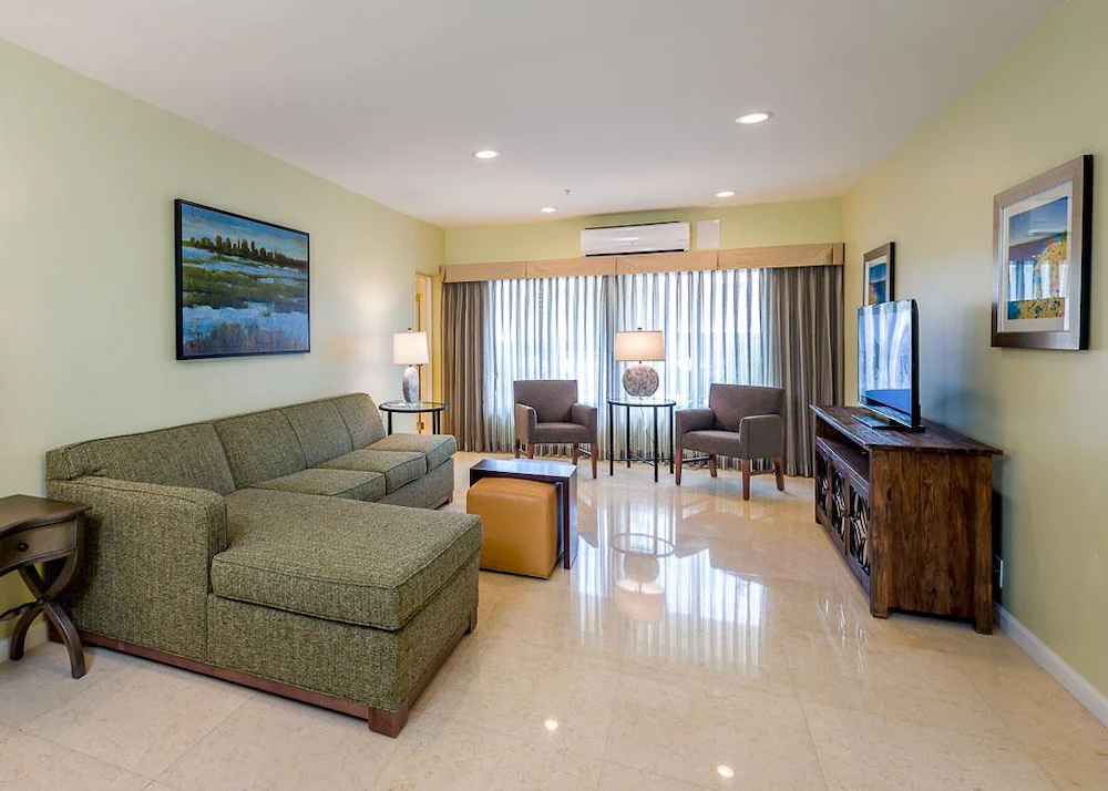 The Villas Las Olas Hotel'Apart