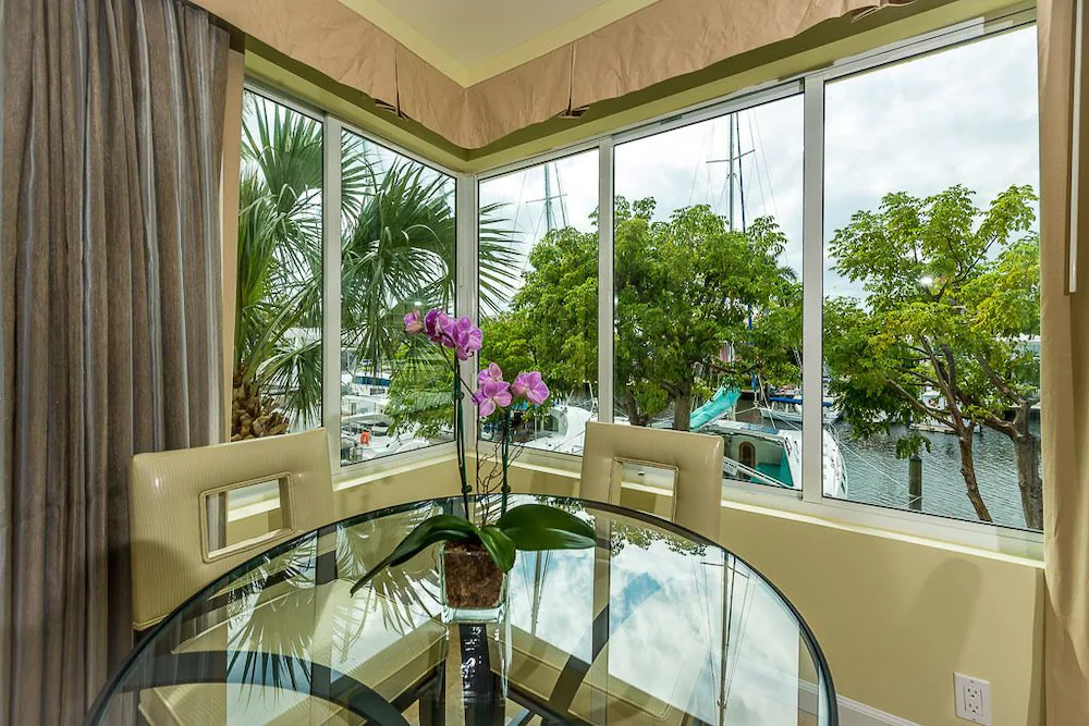 The Villas Las Olas Hotel'Apart