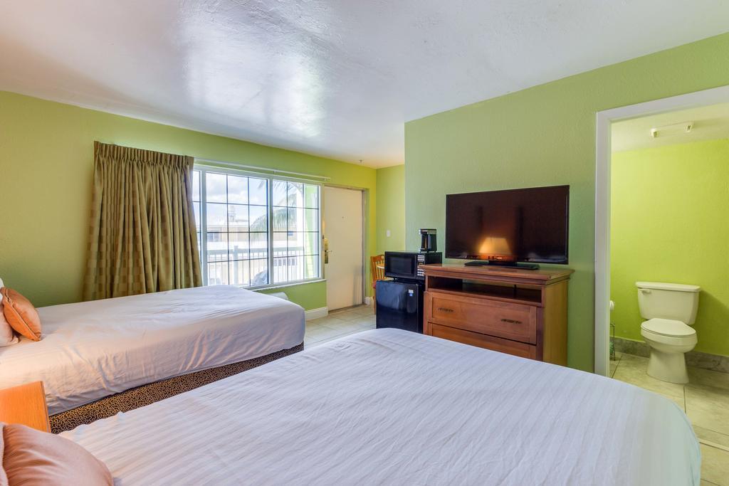 Pierview Hotel & Suites