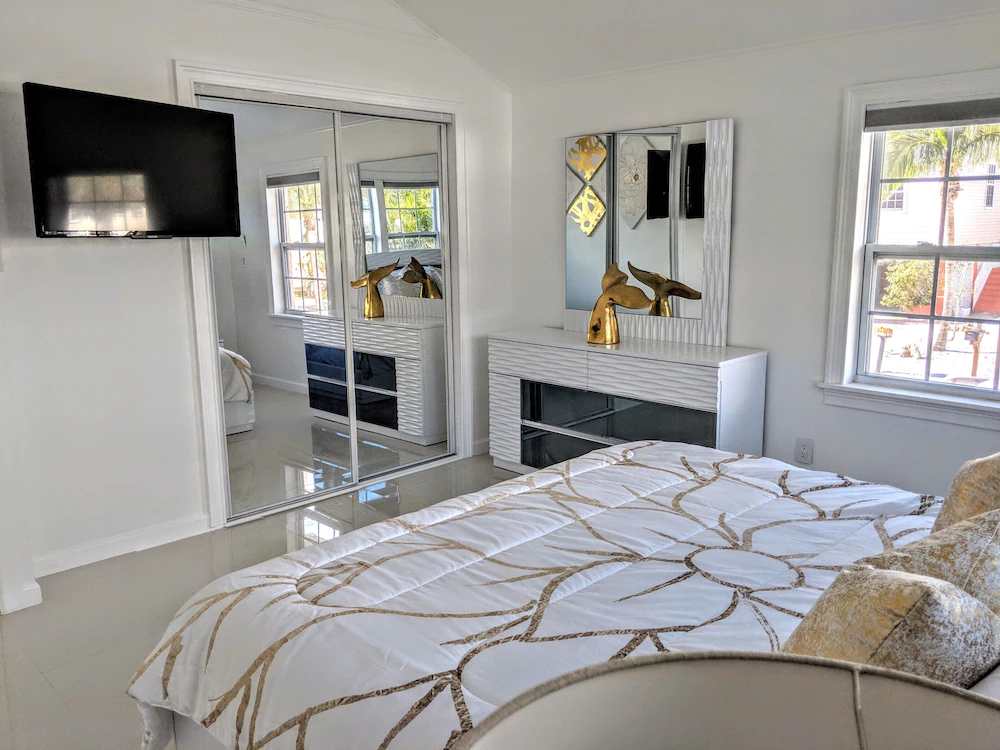 Golden Palm Estate