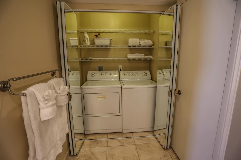 Island Winds Condominium
