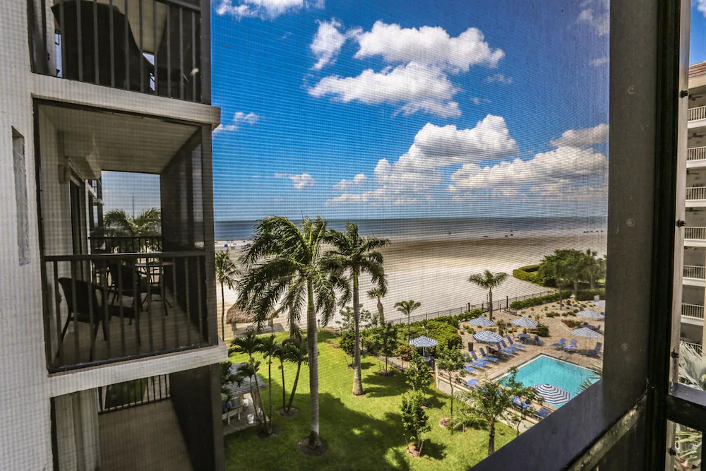 Island Winds Condominium