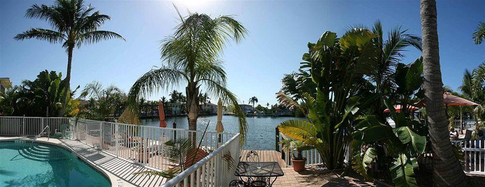 Manatee Bay Inn