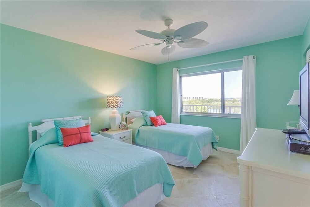 Sun Caper by RedAwning
