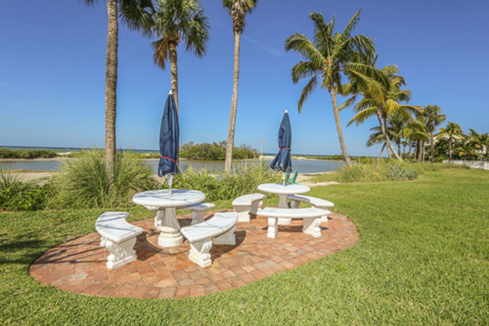 Sun Caper by RedAwning