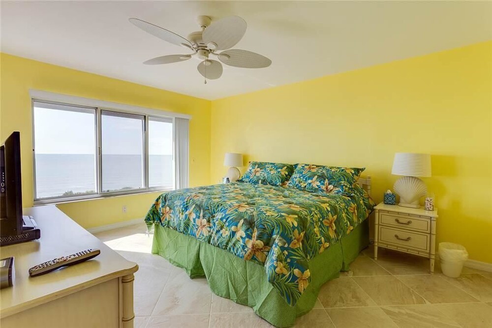 Sun Caper by RedAwning