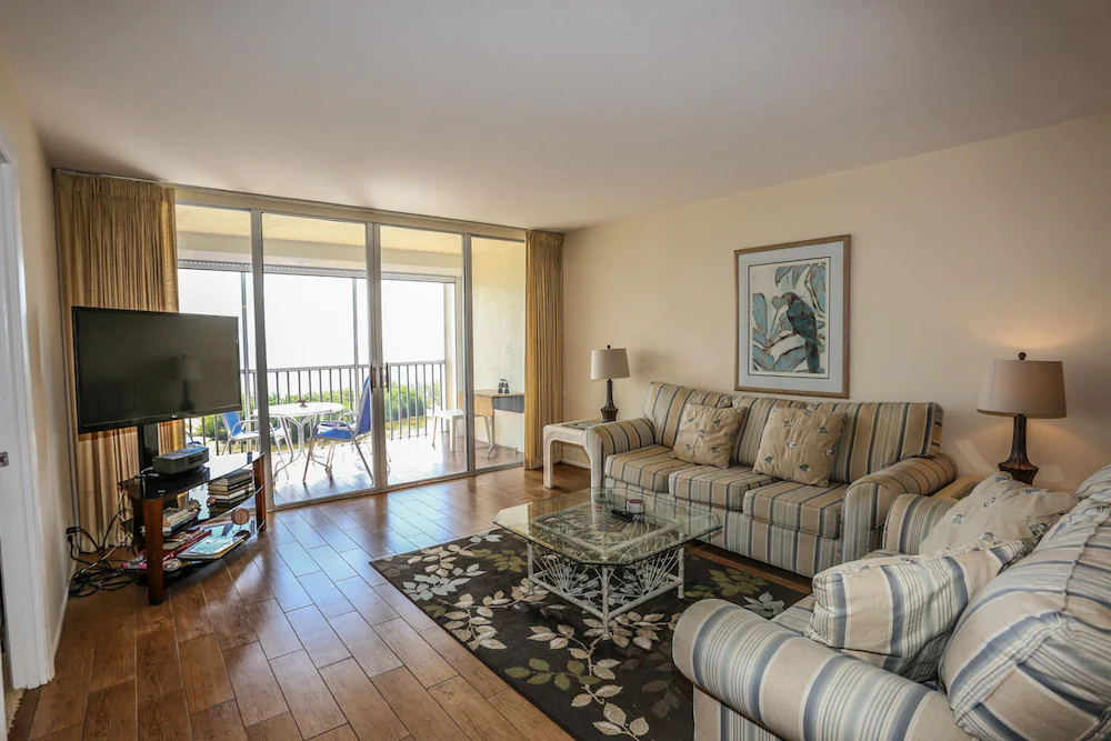 Sun Caper by RedAwning